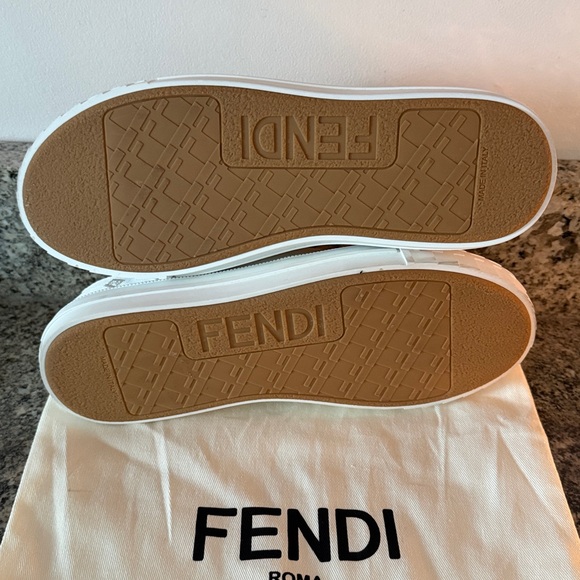 Fendi Domini White Canvas Low-top Sneakers